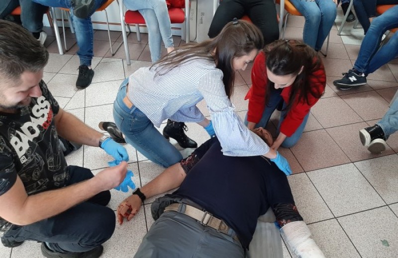 OSI Poland Foodworks - First aid course